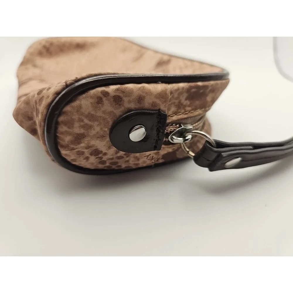 Women's Cosmetic‎ Bag B Makowsky/Wristlet